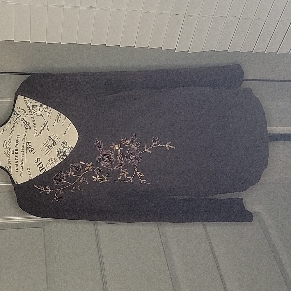 Avenue Long sleeve Top